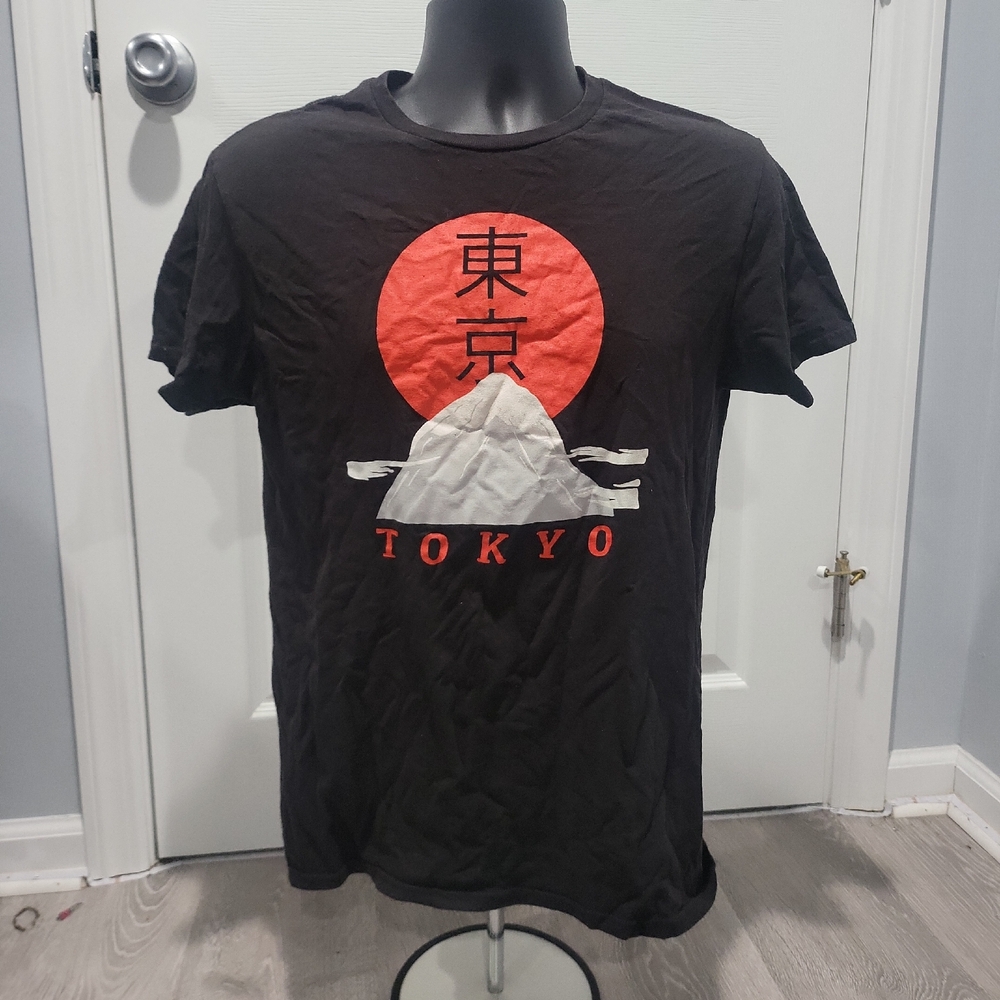 Tokyo Graphic T-Shirt